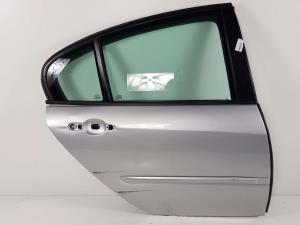 PUERTA TRASERA DERECHA RENAULT LAGUNA III Autodesguaces Alicante