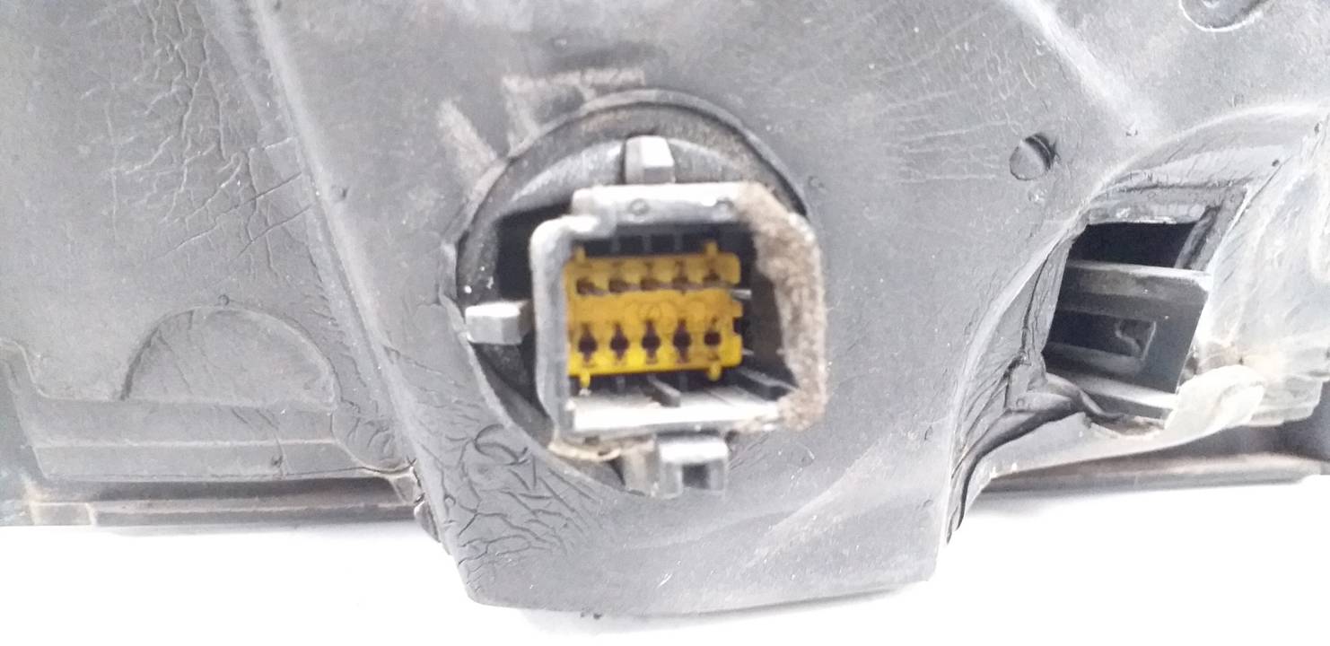 RETROVISOR IZQUIERDO