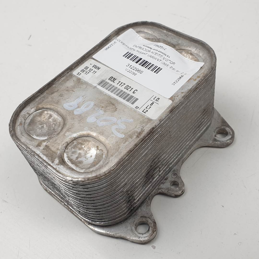ENFRIADOR ACEITE MOTOR - 03L117021C - VOLKSWAGEN - PASSAT VARIANT (365)