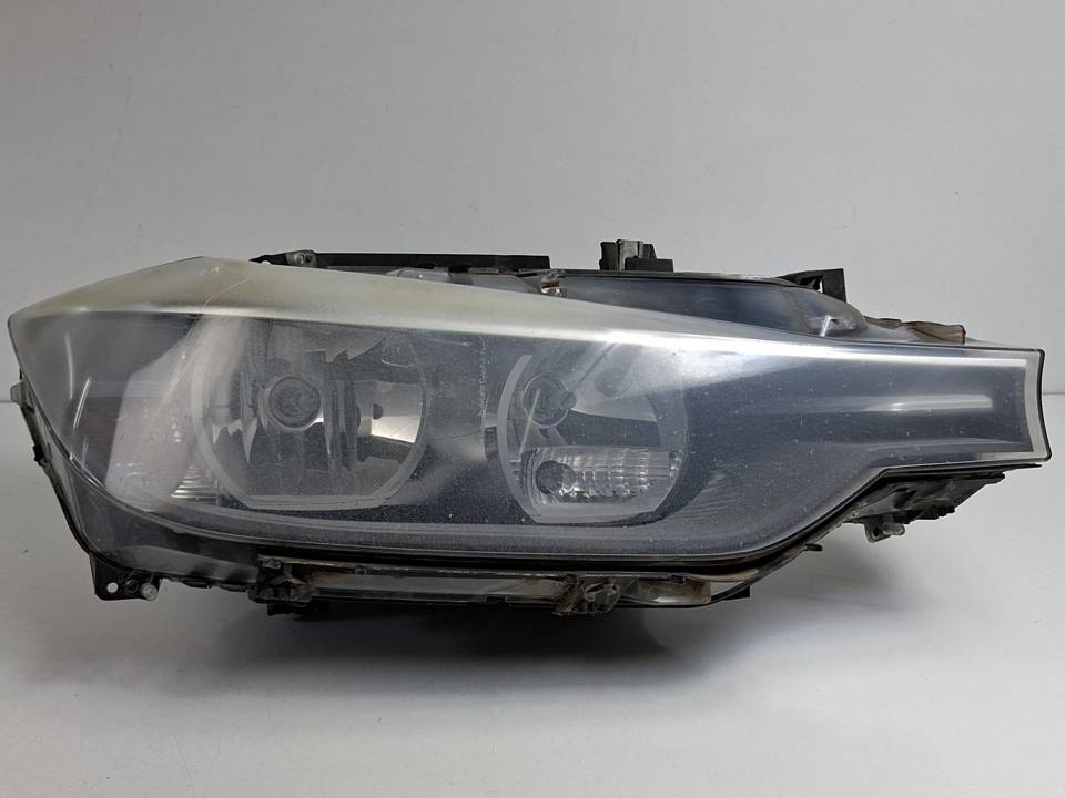 FARO DERECHO 7210200002 BMW SERIE 3 TOURING (F31) Autodesguaces Alicante