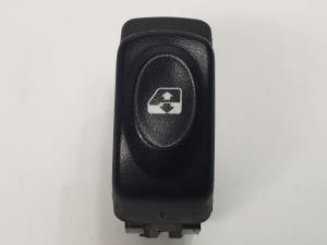 MANDO ELEVALUNAS TRASERO IZQUIERDO RENAULT MEGANE I FASE 2 CABRIOLET (EA..) Autodesguaces Alicante