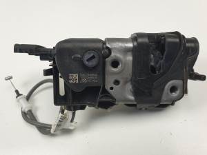 CERRADURA PUERTA DELANTERA DERECHA PSA267387 OPEL CROSSLAND X Autodesguaces Alicante