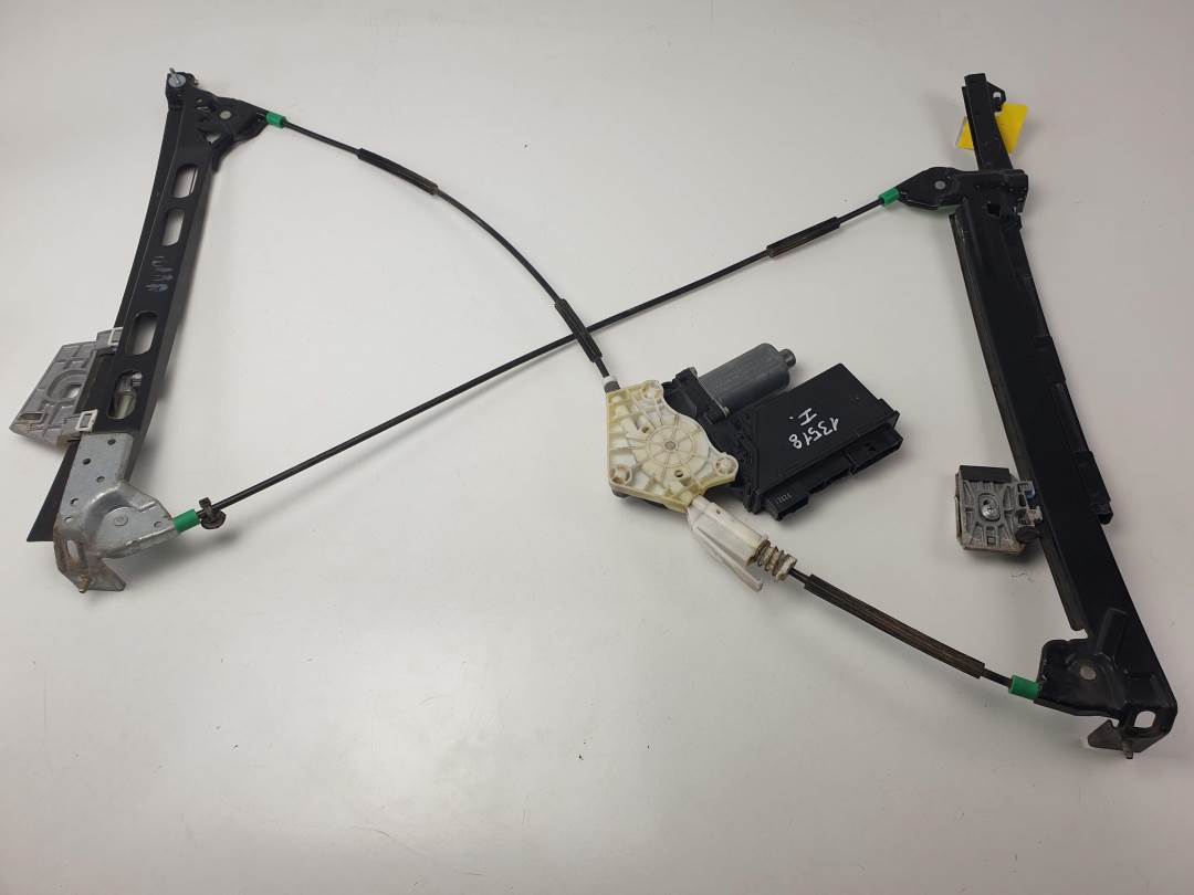ELEVALUNAS DELANTERO IZQUIERDO - 8H2959801 - AUDI - A4 CABRIO (8H)