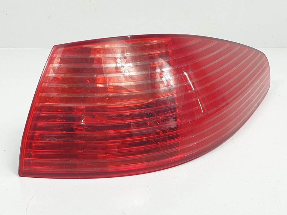 PILOTO TRASERO DERECHO - PEUGEOT - 607 (S1)