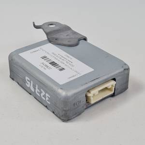 MODULO ELECTRONICO 8657242040 TOYOTA RAV4 Autodesguaces Alicante