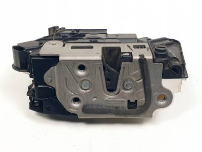 CERRADURA PUERTA TRASERA DERECHA 06B6J0839016K SEAT IBIZA (6P1) Autodesguaces Alicante