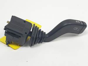 MANDO INTERMITENTES 90221174 OPEL ASTRA F BERLINA Autodesguaces Alicante