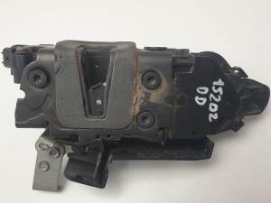 CERRADURA PUERTA DELANTERA DERECHA 8S7AA21812CA FORD MONDEO BER. (CA2) Autodesguaces Alicante