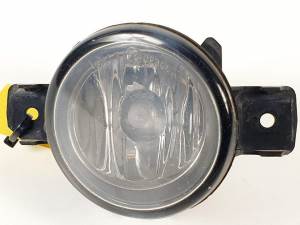 FARO ANTINIEBLA DERECHO 8200002470 RENAULT CLIO II FASE II (B/CB0) Autodesguaces Alicante