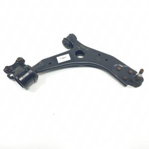 BRAZO SUSPENSION INFERIOR DELANTERO DERECHO FORD FOCUS SPORTBREAK (CAP) Autodesguaces Alicante