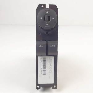 MANDO ELEVALUNAS DELANTERO IZQUIERDO DT1T14A132FB FORD FOCUS LIM. Autodesguaces Alicante