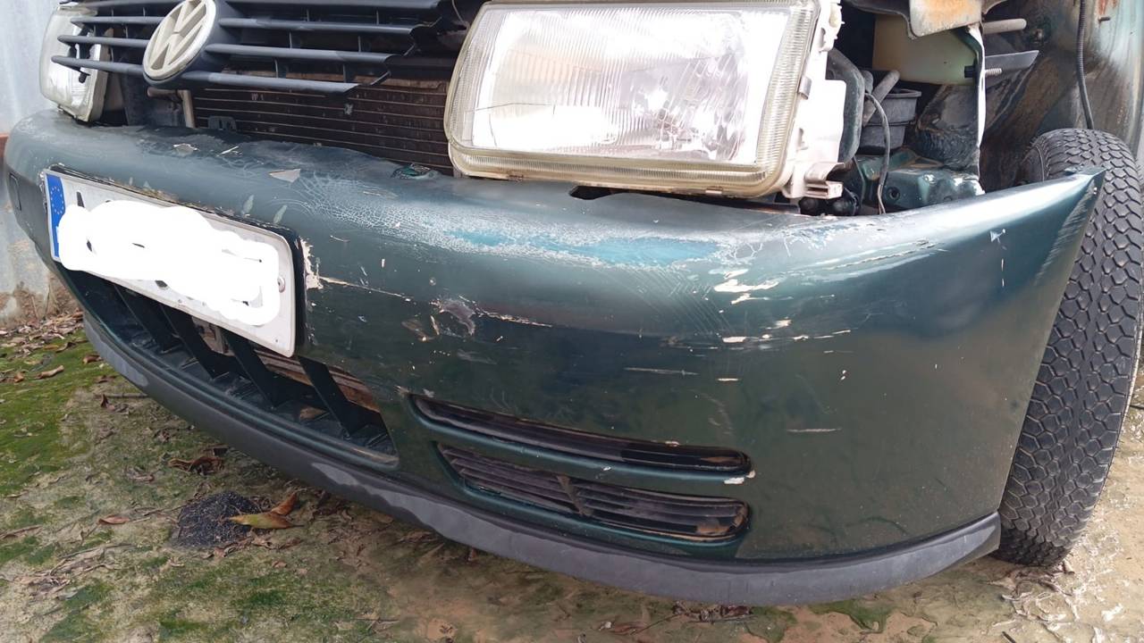 PARAGOLPES DELANTERO