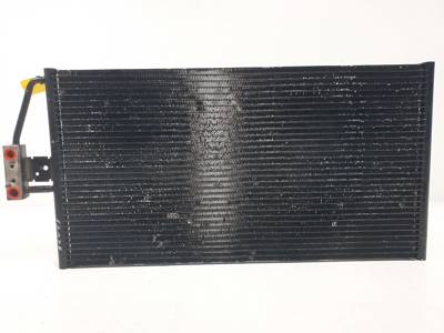CONDENSADOR / RADIADOR AIRE ACONDICIONADO 64538375513 BMW SERIE 5 BERLINA (E39) Autodesguaces Alicante