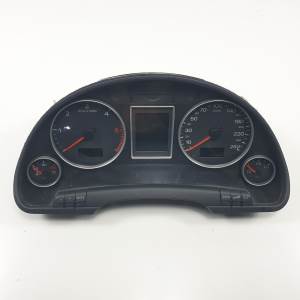 CUADRO INSTRUMENTOS 8E0920932 AUDI A4 AVANT (8E) Autodesguaces Alicante