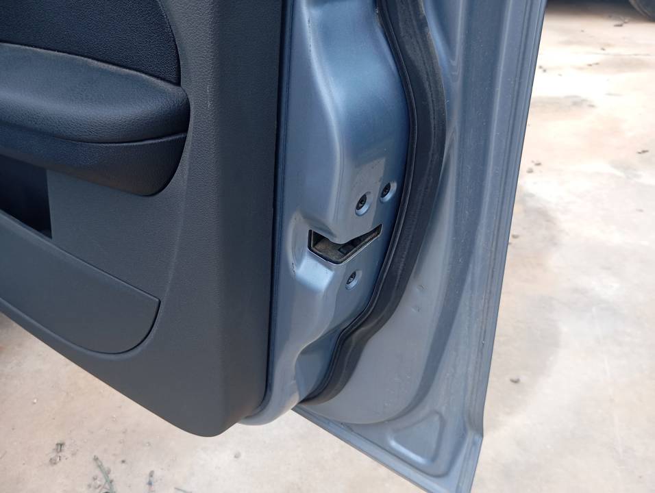 CERRADURA PUERTA DELANTERA DERECHA