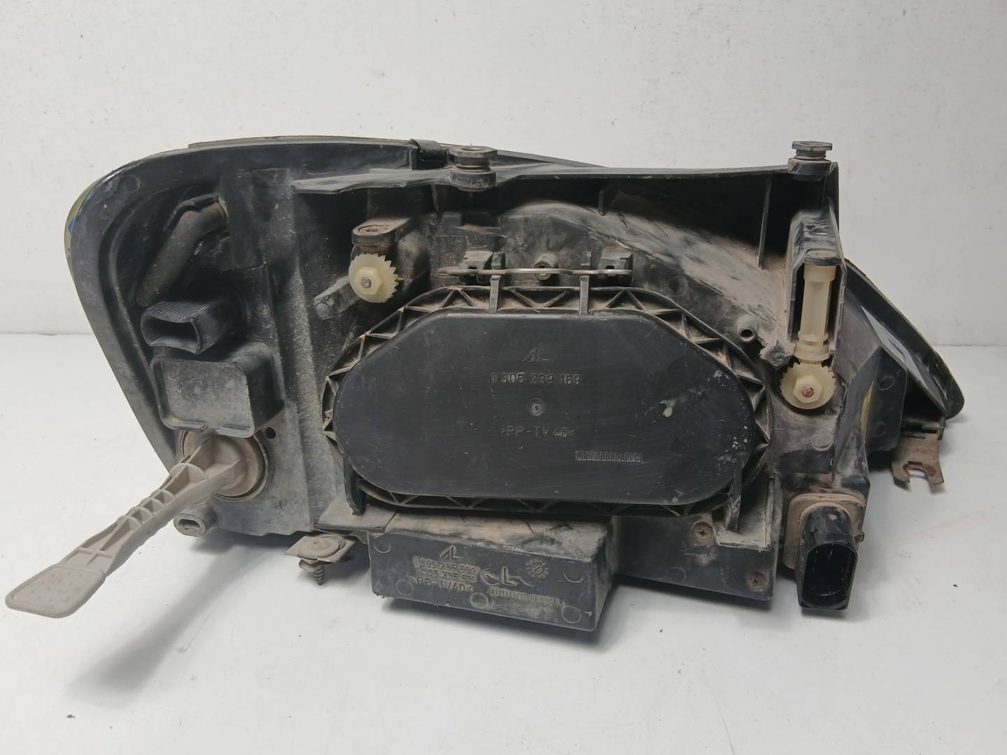 Foto 2 de Faro Izquierdo Ford Galaxy (vy) (2000–2007)