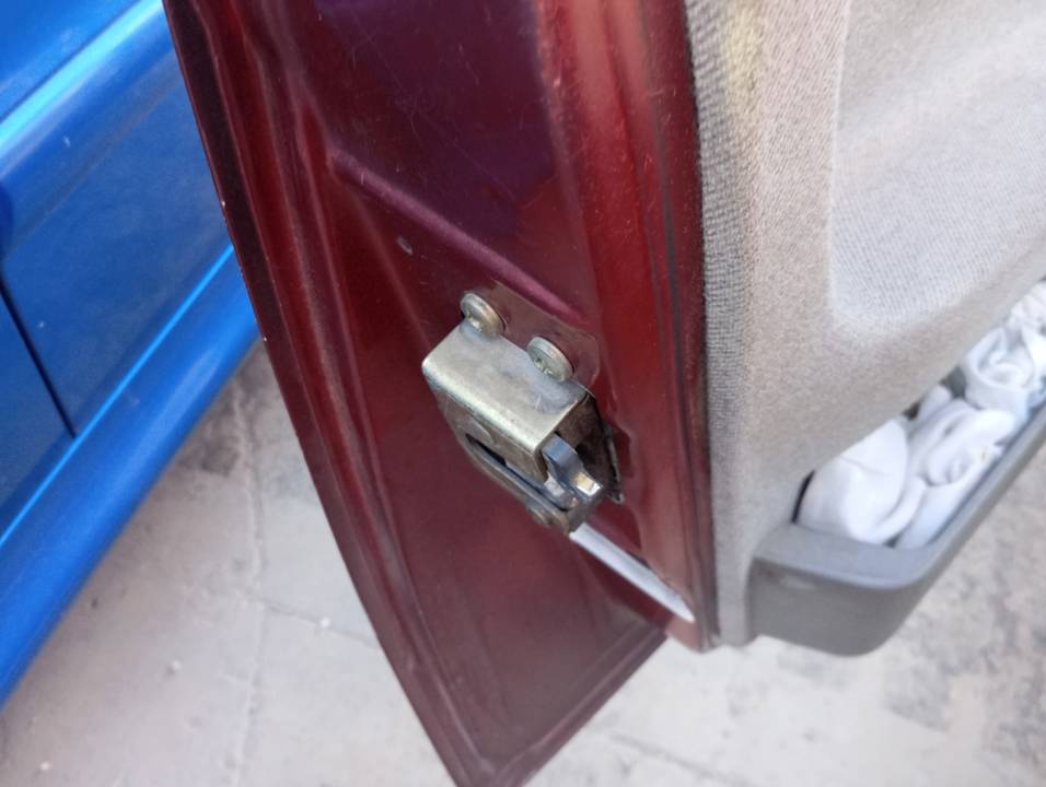 CERRADURA PUERTA DELANTERA IZQUIERDA