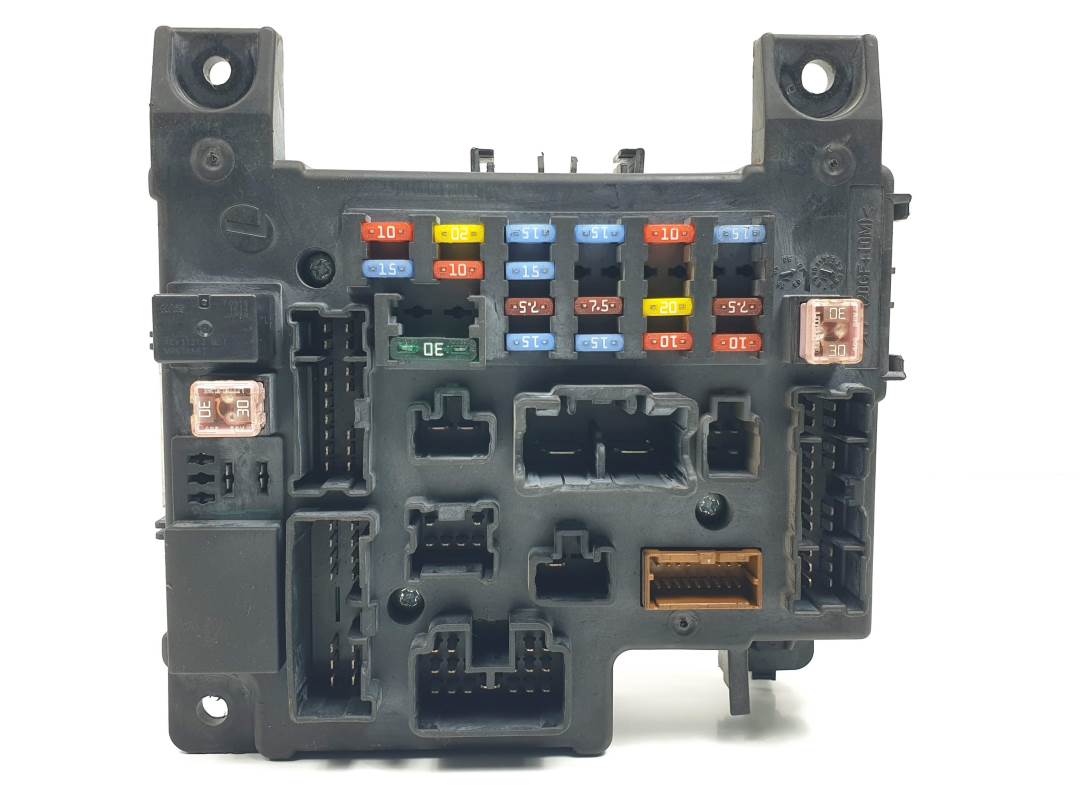 CAJA RELES / FUSIBLES - 519087902 - PEUGEOT - 4007