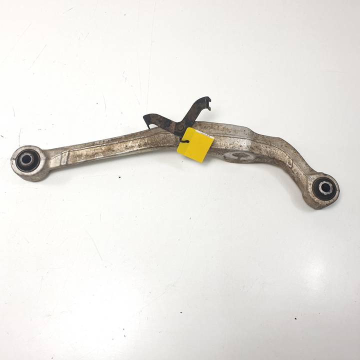 BRAZO SUSPENSION SUPERIOR TRASERO DERECHO NISSAN QASHQAI (J11) Autodesguaces Alicante