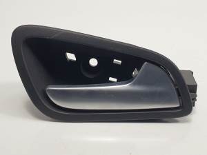 MANETA INTERIOR TRASERA DERECHA CJ54R266B34BBW FORD KUGA (CBS) Autodesguaces Alicante