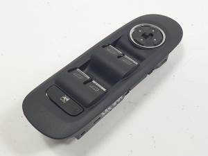 MANDO ELEVALUNAS DELANTERO IZQUIERDO 7S7T14A132AB FORD MONDEO BER. (CA2) Autodesguaces Alicante