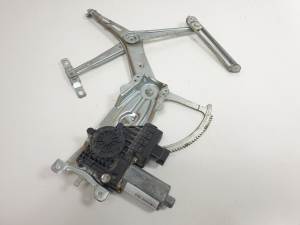 ELEVALUNAS DELANTERO DERECHO 90579356 OPEL ZAFIRA A Autodesguaces Alicante