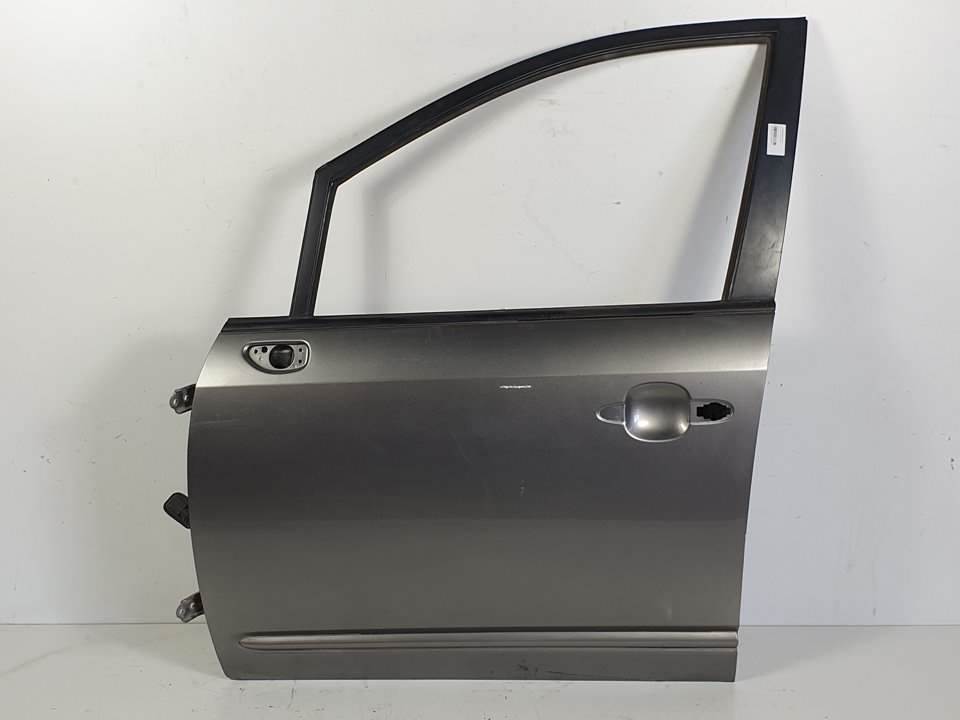 PUERTA DELANTERA IZQUIERDA - KIA - CARENS (UN)