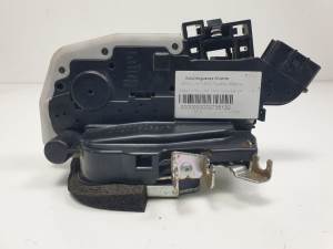 CERRADURA PUERTA TRASERA DERECHA F1814510 NISSAN X-TRAIL (T32) Autodesguaces Alicante