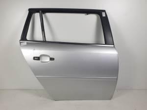 PUERTA TRASERA DERECHA OPEL VECTRA C CARAVAN Autodesguaces Alicante