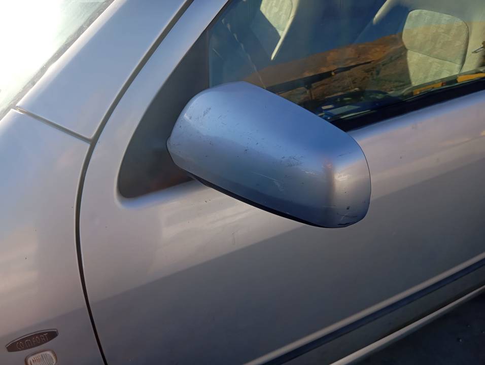 RETROVISOR IZQUIERDO