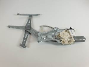 ELEVALUNAS DELANTERO DERECHO 9178988 OPEL VECTRA C BERLINA Autodesguaces Alicante