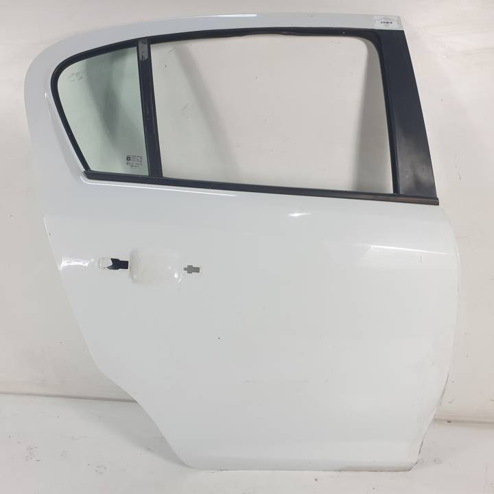 PUERTA TRASERA DERECHA OPEL CORSA D Autodesguaces Alicante