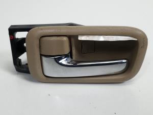 MANETA INTERIOR TRASERA IZQUIERDA 6920630150 LEXUS RX300 (MCU15) Autodesguaces Alicante