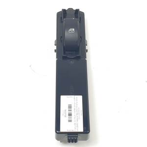 MANDO ELEVALUNAS DELANTERO DERECHO 12772021 SAAB 9-3 SPORT SEDÁN Autodesguaces Alicante