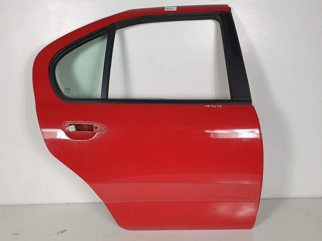 PUERTA TRASERA DERECHA - NISSAN - PRIMERA BERLINA (P11)