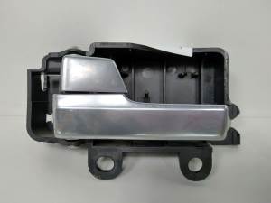 MANETA INTERIOR DELANTERA IZQUIERDA 3M51R22601AA FORD FOCUS LIM. (CB4) Autodesguaces Alicante