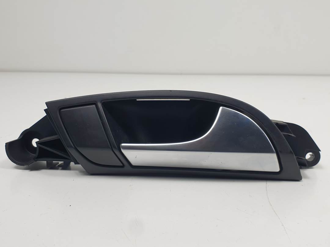 MANETA INTERIOR DELANTERA DERECHA - 4L0837020 - AUDI - Q7 (4L)