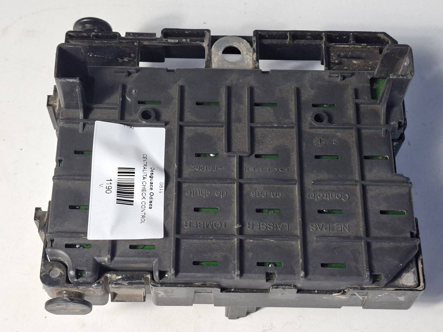 Foto 2 de Caja Reles / Fusibles Peugeot 307 Break / SW (s1) (2002–2005)