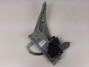 ELEVALUNAS DELANTERO DERECHO 103395100 OPEL VECTRA B BERLINA Autodesguaces Alicante