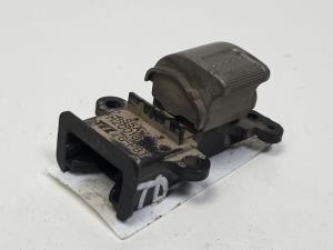 MANDO ELEVALUNAS TRASERO DERECHO M20013 HONDA CR-V (RD8) Autodesguaces Alicante