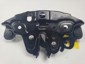 CERRADURA CAPOT NISSAN QASHQAI (J11) Autodesguaces Alicante