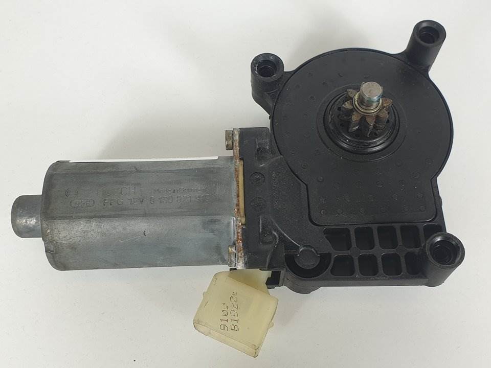 Fensterhebermotor vorne rechts - 0130821919 - MERCEDES - CLASE CLK (W208) CABRIO