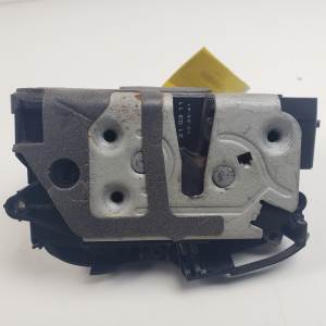 CERRADURA PUERTA DELANTERA IZQUIERDA BM5AA21813AC FORD FOCUS LIM. (CB8) Autodesguaces Alicante