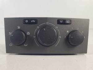 MANDO CALEFACCION / AIRE ACONDICIONADO 13247812 OPEL ZAFIRA B Autodesguaces Alicante