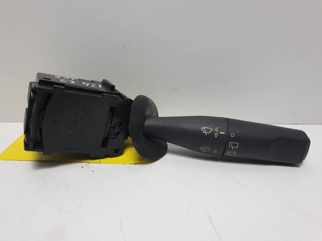 MANDO LIMPIA - 33779502 - PEUGEOT - 106 (S2)