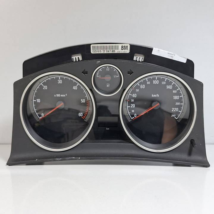 CUADRO INSTRUMENTOS 13251615 OPEL ASTRA H BER. Autodesguaces Alicante