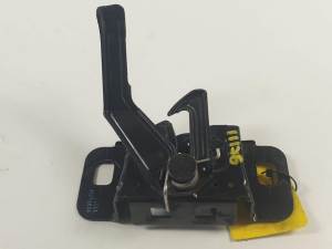 CERRADURA CAPOT 13313236 OPEL INSIGNIA BERLINA Autodesguaces Alicante