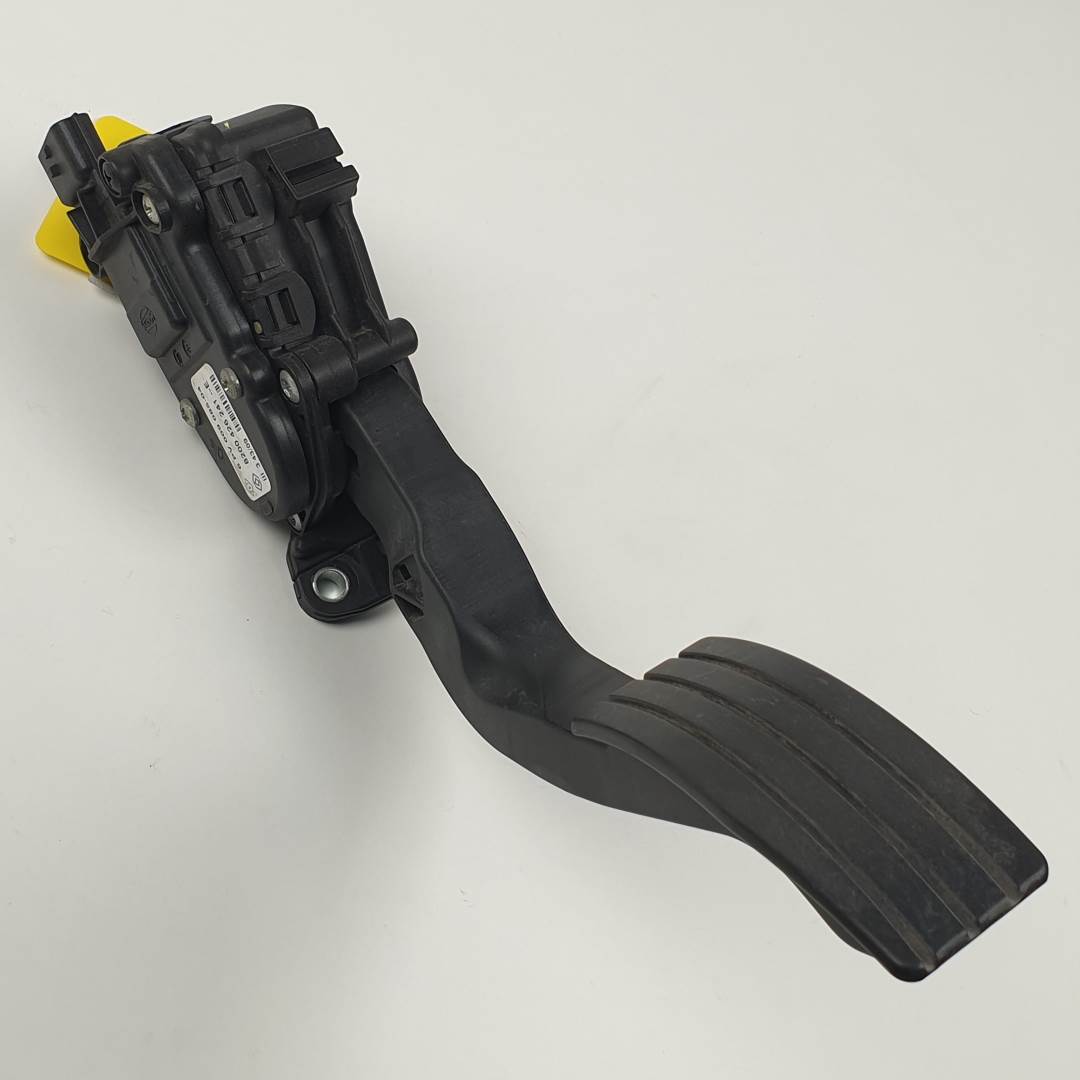POTENCIOMETRO PEDAL - 8200426241E - RENAULT - TWINGO