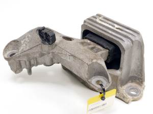 SOPORTE MOTOR DERECHO 112100032R RENAULT SCENIC III (JZ) Autodesguaces Alicante