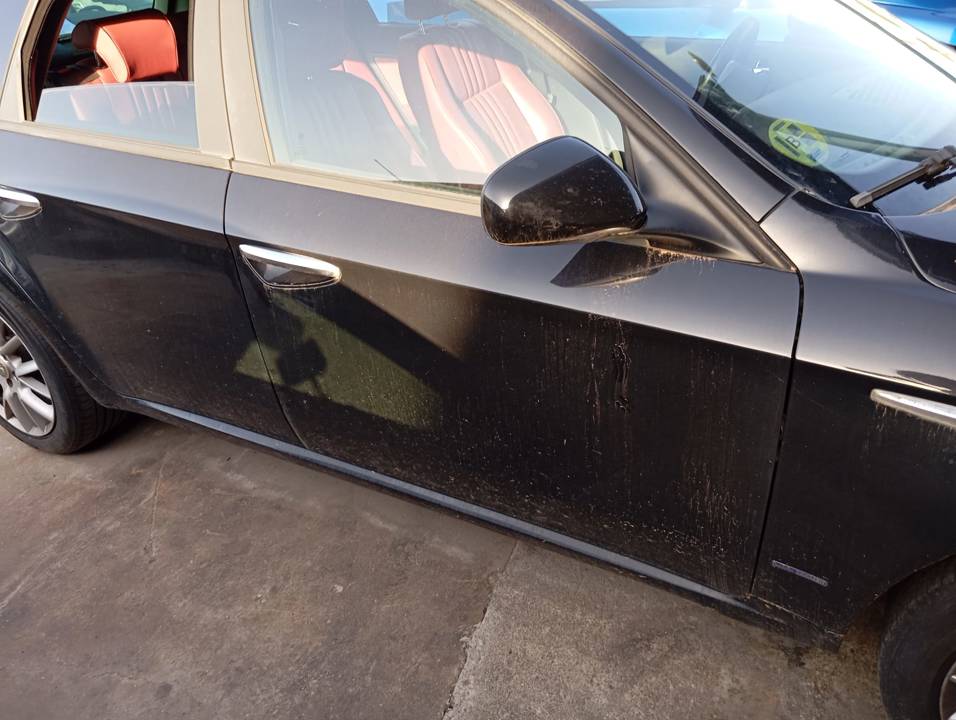 CERRADURA PUERTA DELANTERA DERECHA